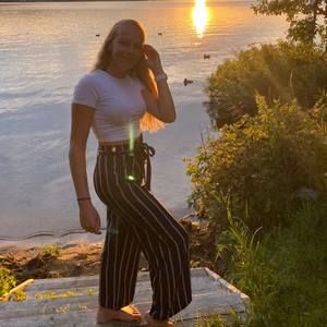 Meet your Posher, Laury-ann